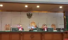 Terima Suap 200 Ribu Dolar Singapur, Hakim Agung Nonaktif  Terancam 20 Tahun Penjara