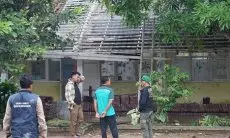 JQR Bangun Perbaiki Jembatan di Garut dan Renovasi Sekolah di Sukabumi