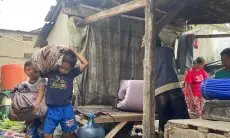 Lima Bulan Tinggal di Gubuk Reot Sempit, Heni dan Keluarga Harapkan Bantuan dari Pemda KBB