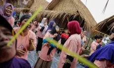 Trauma Healing Mak Ganjar di Cugenang Buat Warga Tersenyum