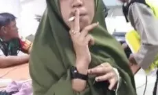 Copet Berhijab Viral di Masjid Raya Al-Jabbar, Polisi : Pelaku Diduga Stress