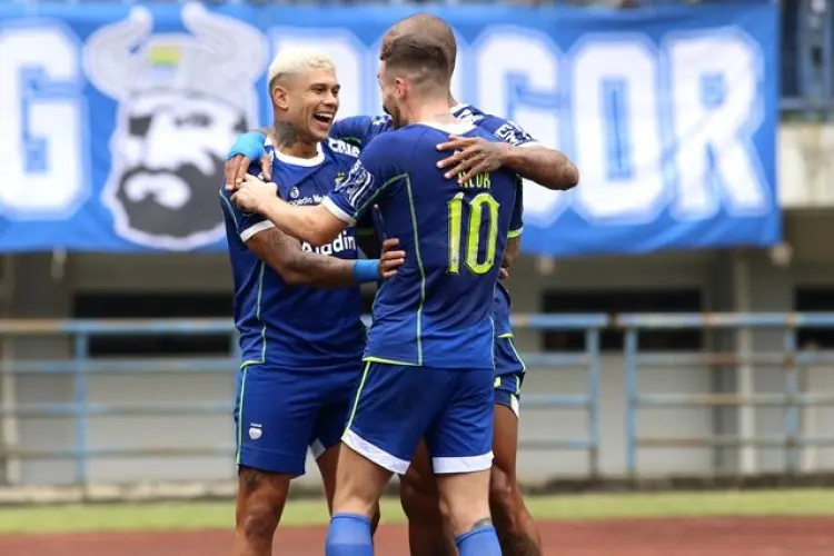 Stadion Pakansari Bogor Akan Menjadi Saksi Pertemuan Persib dan PSM Makasar