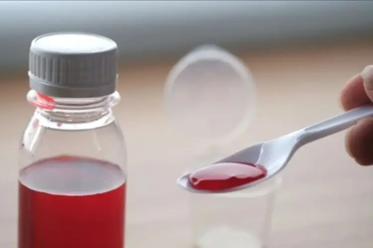 Sambil Selidiki 2 Kasus Baru Gagal Ginjal Akut, Pemerintah Hentikan Peredaran Obat Sirup Praxion