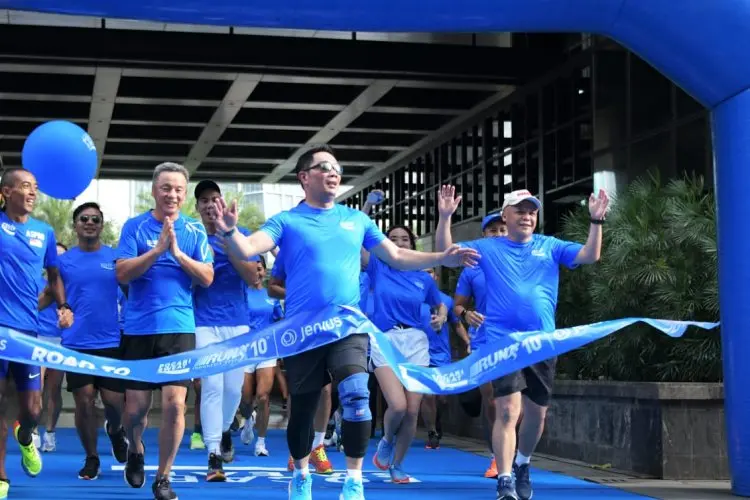 Ridwan Kamil akan Desain Medali Pocari Sweat Run 2023