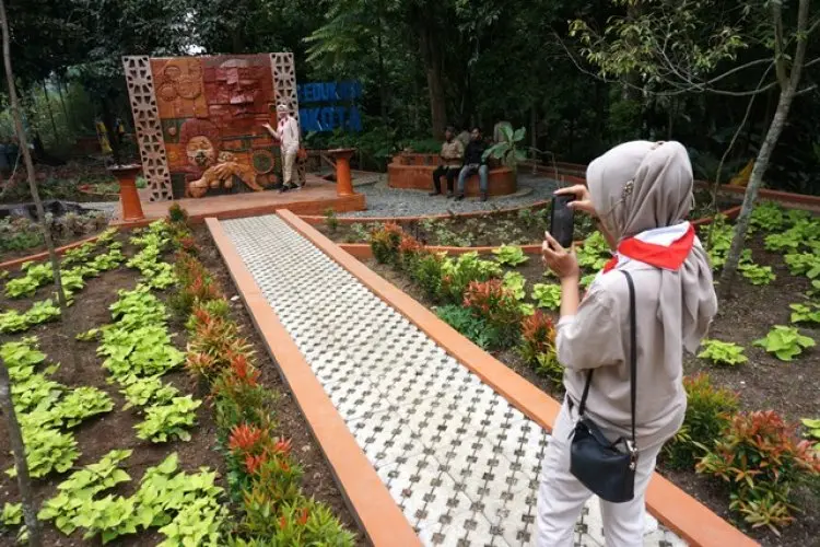 FOTO: Ruang Edukasi Terakota di Kota Bandung