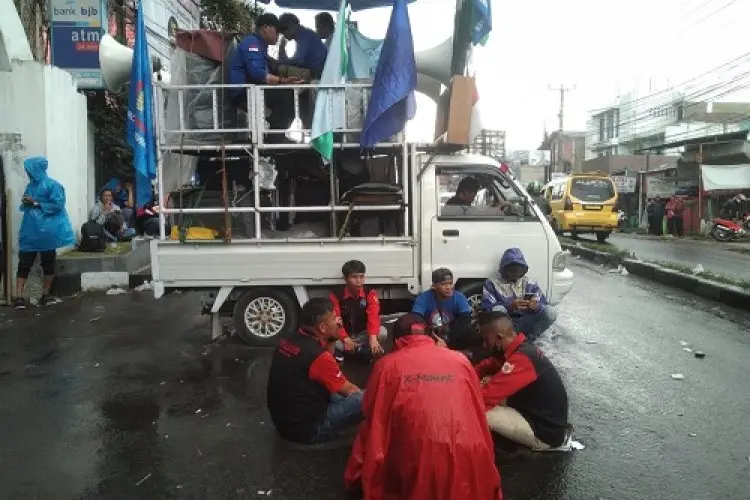 Buruh Minta DPRD Kawal Pelaksaan UMK 2023 di KBB 