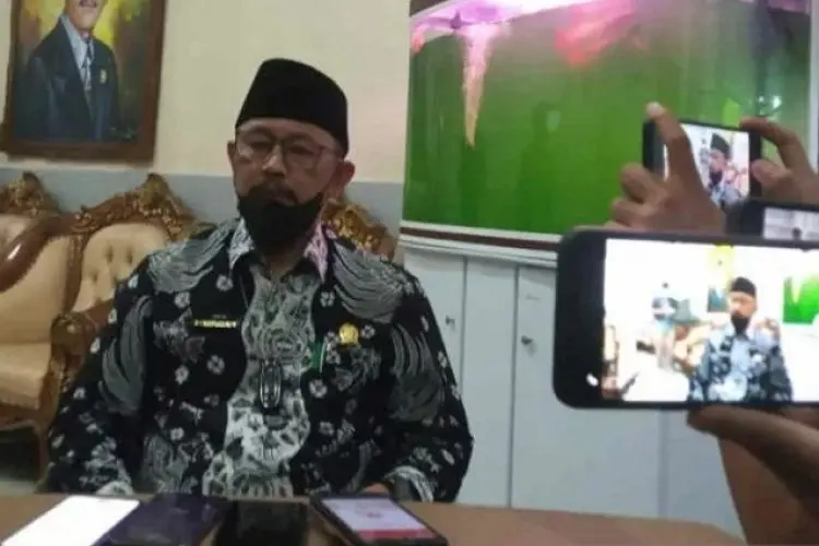 Bukan Isapan Jempol, Wakil Bupati Indramayu Lucky Hakim Mundur
