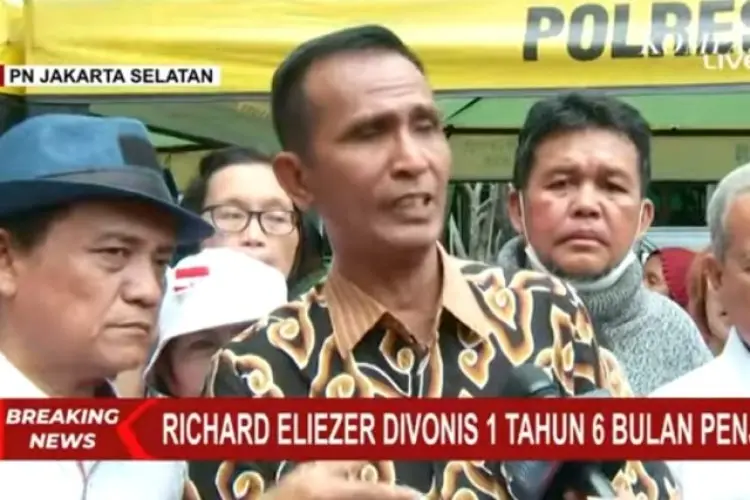 Sidang Vonis Telah Usai, Ayah Brigadir J: Tuhan Menjamah Hati Nurani Majelis Hakim