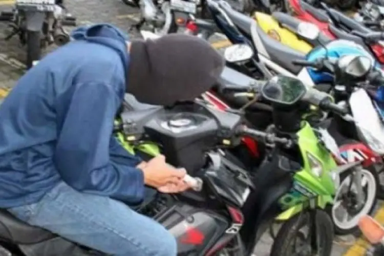 Duo Pengamen Pelaku Pencurian Sepeda Motor Diringkus Polisi