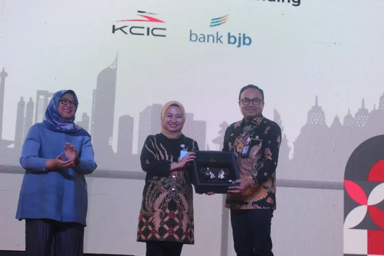 Teken MoU dengan KCIC, bank bjb Hadirkan Berbagai Produk, Jasa dan Layanan Perbankan
