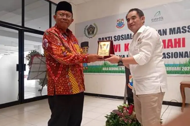 Peringati HPN 2023, PWI Kota Cimahi Gelar Baksos Khitanan Massal 