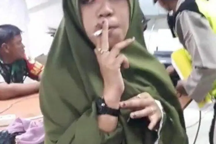 Copet Berhijab Viral di Masjid Raya Al-Jabbar, Polisi : Pelaku Diduga Stress