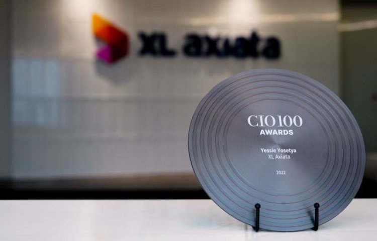 Pemimpin Teknologi XL Axiata Raih Penghargaan CIO100 ASEAN 2022