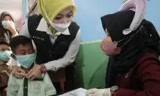 Atalia Monitor Langsung Imunisasi Difteri di Garut