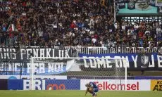 Persib Bandung Keberatan Laga Melawan Persija Ditunda
