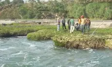Satu Santri Tenggelam, Empat Lainnya Selamat saat Berenang di Pantai Manalusu Garut