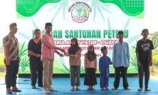 Jelang Ramadan, Petani Tebu Pendukung Ganjar Beri Santunan ke Ratusan Yatim-Dhuafa di Indramayu