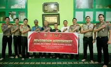 Pengabdian Pada Masyarakat Enam Mahasiswa STIK Beri Bantuan Ke Warga Dan Panti Yatim Piatu