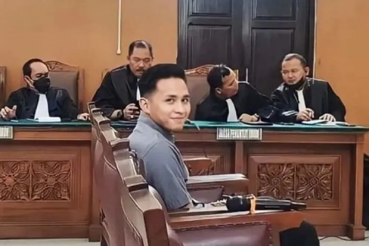 Mulai Jalani Hukuman Penjara, Bharada E Berpotensi Bebas Lebih Cepat?
