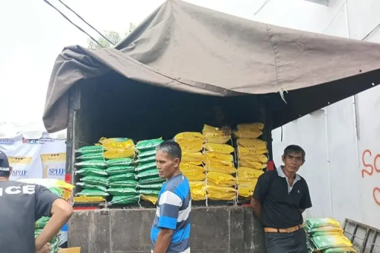 Bulog Kanwil Jabar Targetkan Penyaluran Cadangan Beras Sebanyak 170 Ton di Tahun Ini