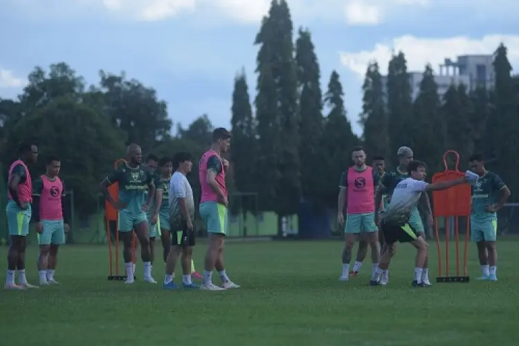 Marc Klok Waspadai Persik Kediri