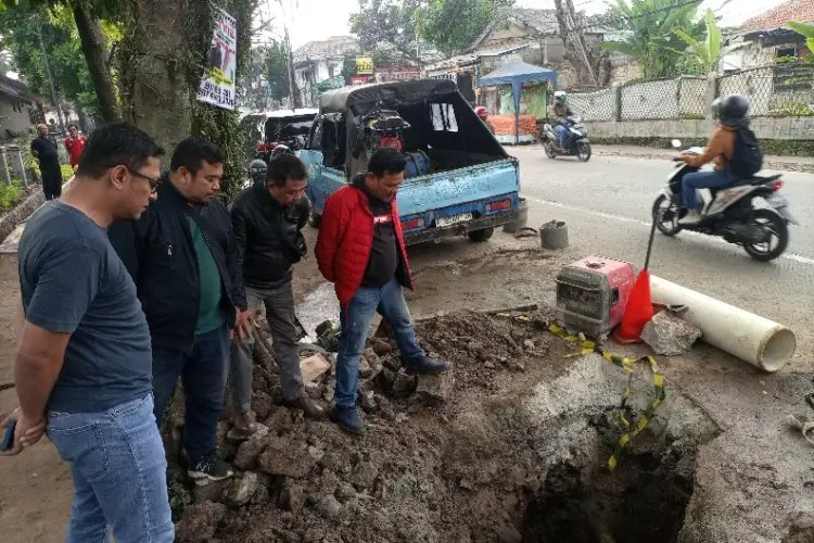 Tirta Pakuan Bergerak Cepat Tangani Dua Titik Bocor Cibalagung