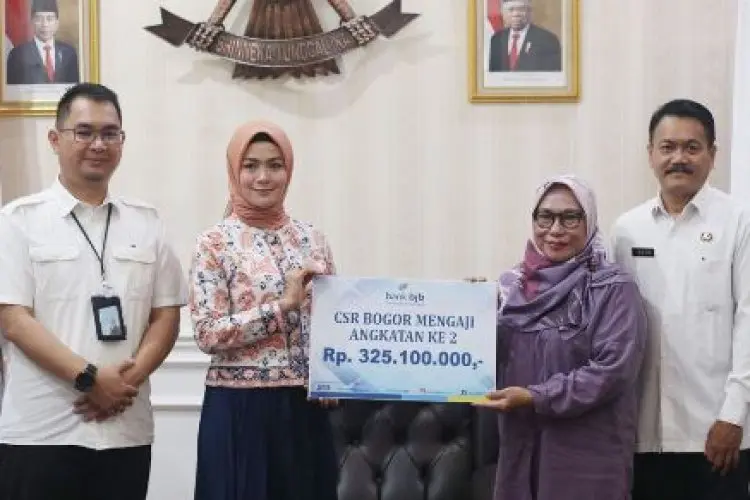 Kepala bank bjb Cabang Bogor Berikan Bantuan CSR untuk Program Bogor Mengaji Senilai Rp325 Juta
