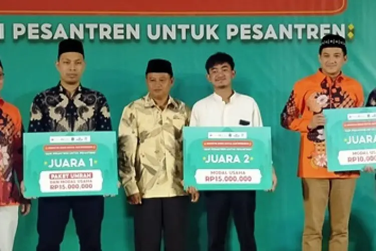 Uu Ruzhanul Ulum Dorong Santri Terjun Langsung menjadi Pelaku Bisnis Digital
