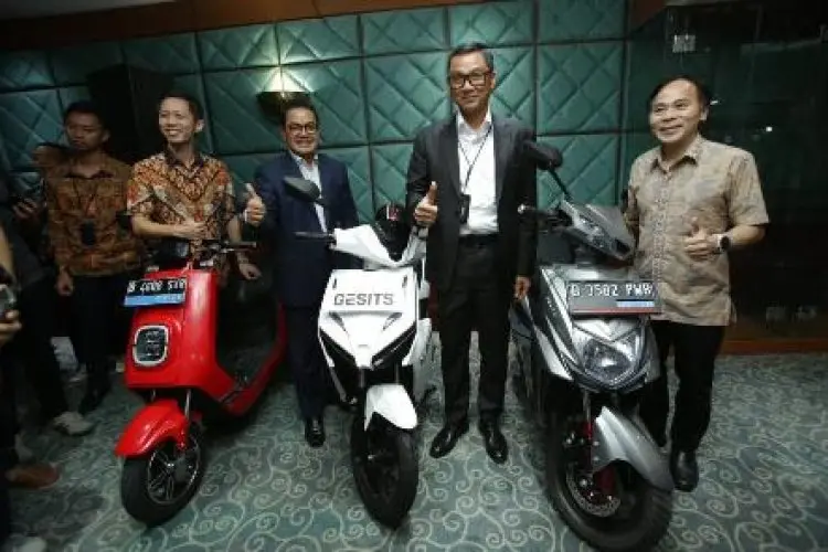Mau Beli Motor Listrik Lewat Aplikasi PLN Mobile? Begini Caranya...