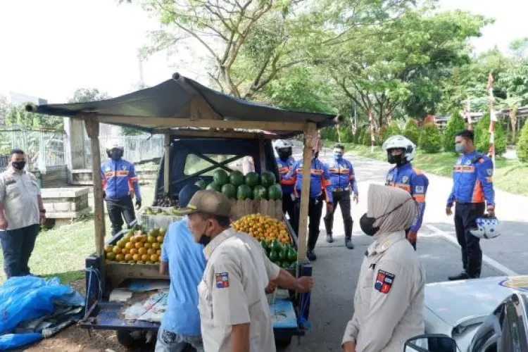 Pemkot Gencar Tertibkan Mobil Kaki Lima 