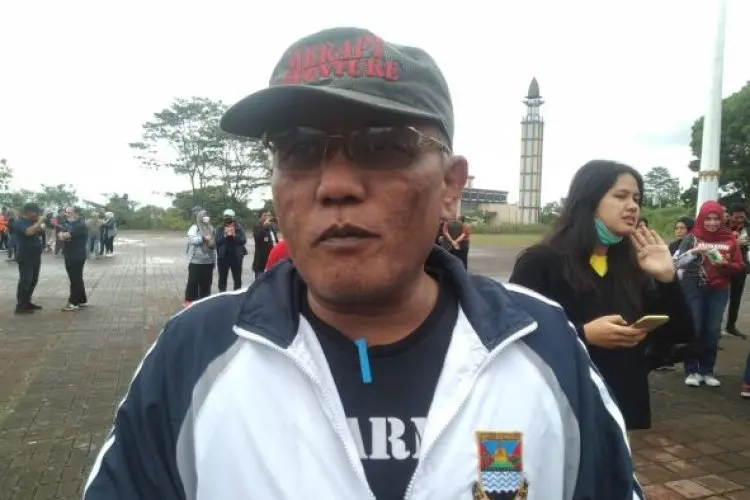 Landasan di Area Masuk TPA Sarimukti Tak Kunjung Rampung, DLH KBB Terpaksa Lakukan Ini