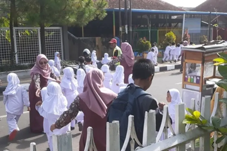 Pernikahan di Bawah Umur di Garut Turunkan Peringkat Kabupaten Layak Anak dari Madya ke Pratama