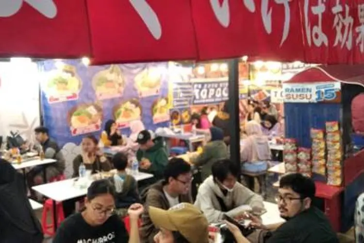 Hidden Gem Lengkong Alit Sulap Bekas Bengkel Jadi Tempat Kulineran Istimewa di Bandung