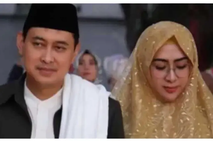 Bupati Nganjuk Orang Kaya dan Suka ke Makam Kramat