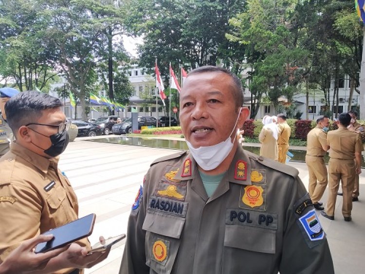 Satpol PP Kota Bandung Imbau Pedagang Takjil Tertib Saat Bulan Ramadhan