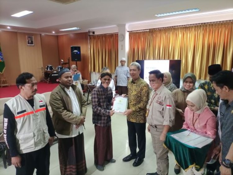 BPN Kota Bogor Serahkan 26 Sertifikat Tanah Wakaf di Kelurahan Bubulak
