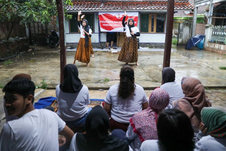 Tangkal Arus Budaya Asing, Pemuda Mahasiswa Nusantara Tampilkan Kreasi Seni Lengser dan Jaipong di Kabupaten Bandung