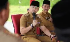 Tanggapi Santai Adanya Spanduk Penolakan Sekda dari Luar KBB, Hengki Kurniawan Sentil Domisili ASN