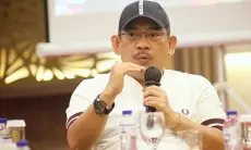 Sindir Ridwan Kamil, Asep Wahyuwijaya: Pengelolaan SMA Memang Tak Semudah Membangun Alun-alun