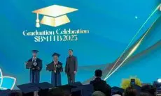 Syukuran Wisuda April 2023 SBM ITB Bertabur Penghargaan