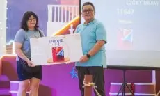 Inilah Pengunjung CCM Dapat iPhone 14 di Acara Midnight Shopping Sale