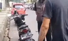 Diduga karena Tersenggol, Seorang Pengendara Kejang-kejang Usai Mengalami Penganiayaan di Depan BPJS Kesehatan Kota Cimahi 