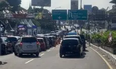 Polres Bogor Terapkan One Way di Kawasan Puncak