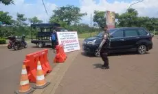 Kemacetan di Desa Pasir Angin, Puncak Mengular Hingga Perumahan Summarecon