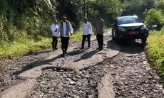 Pemkab Garut  Kucurkan Rp14 miliar Perbaiki Jalan Cihurip-Singajaya 