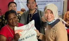 Pantau Distribusi Bantuan Pangan CBP di Jayapura, Pos Indonesia Pastikan Lancar Tanpa Kendala