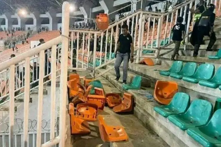 Kocek Persib Kian Tergerus, Harus Ganti Rugi Kerusakan Stadion Pakansari