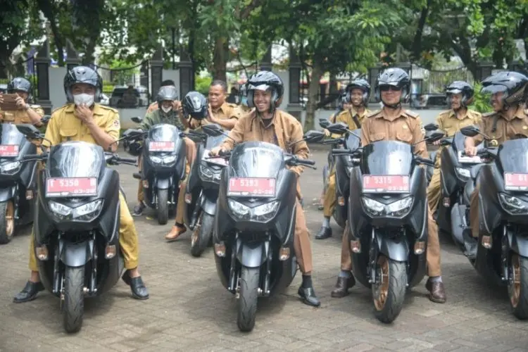 Pemkab Purwakarta Salurkan Bantuan Motor Dinas untuk 183 Desa