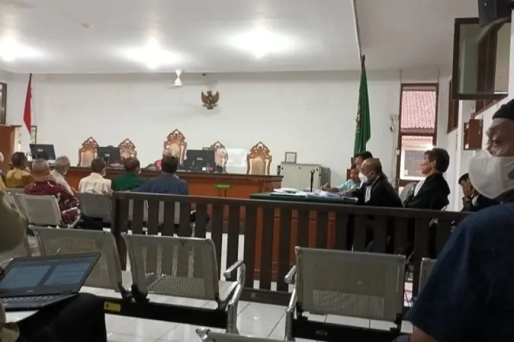 Ssst....Mantan Kepala Dinsos Cirebon Ngaku Dengar Sunjaya Terima Fee Proyek