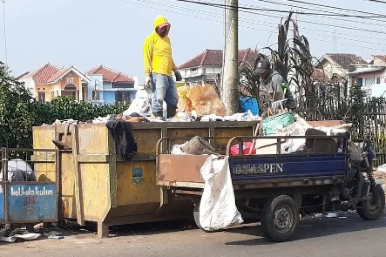 Dekati Idul Fitri, Volume Sampah di Garut Meningkat Dua Kali Lipat